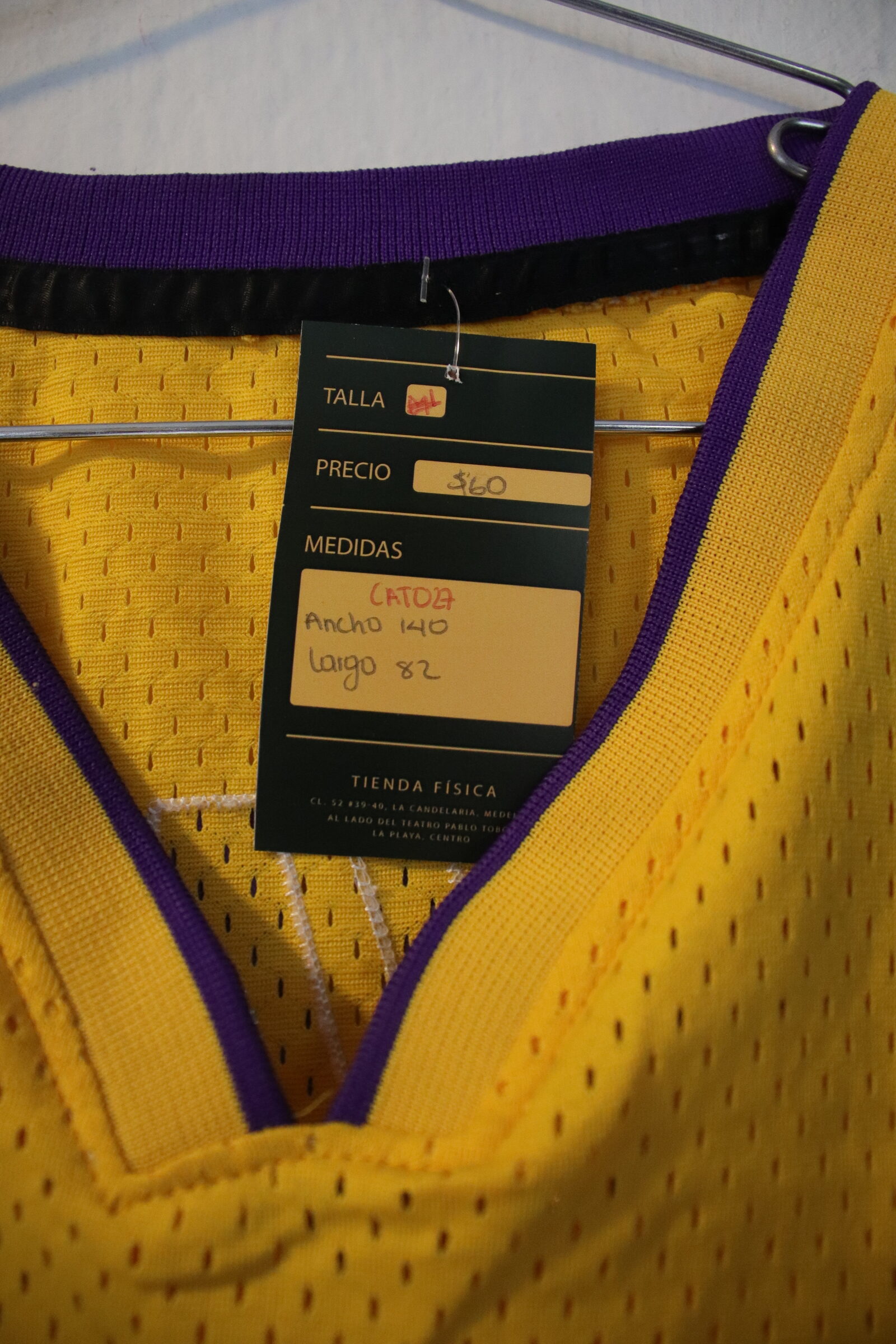 Pero Amarillo Lakers – Talla L