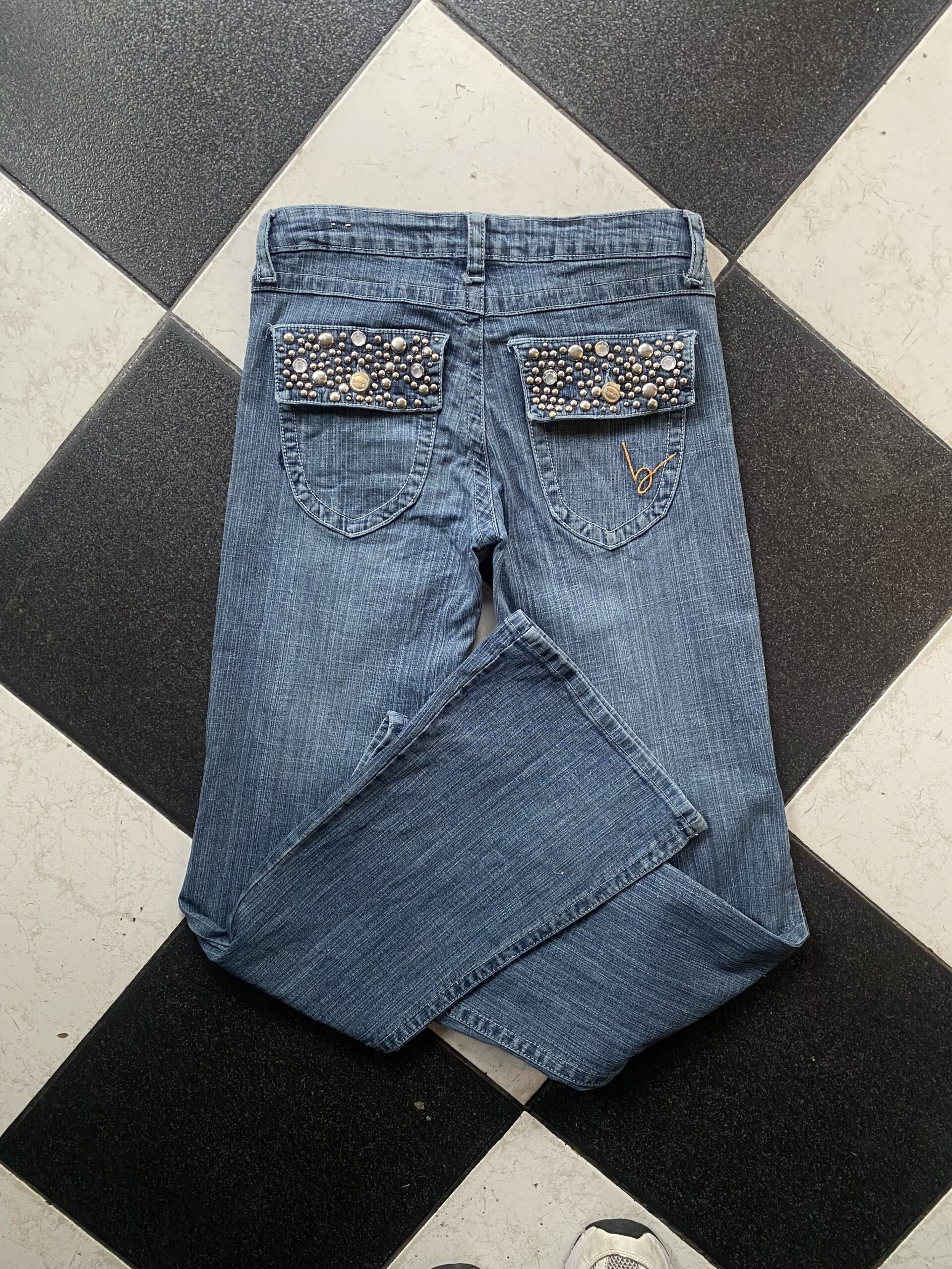 Jean BEBE – Talla 7
