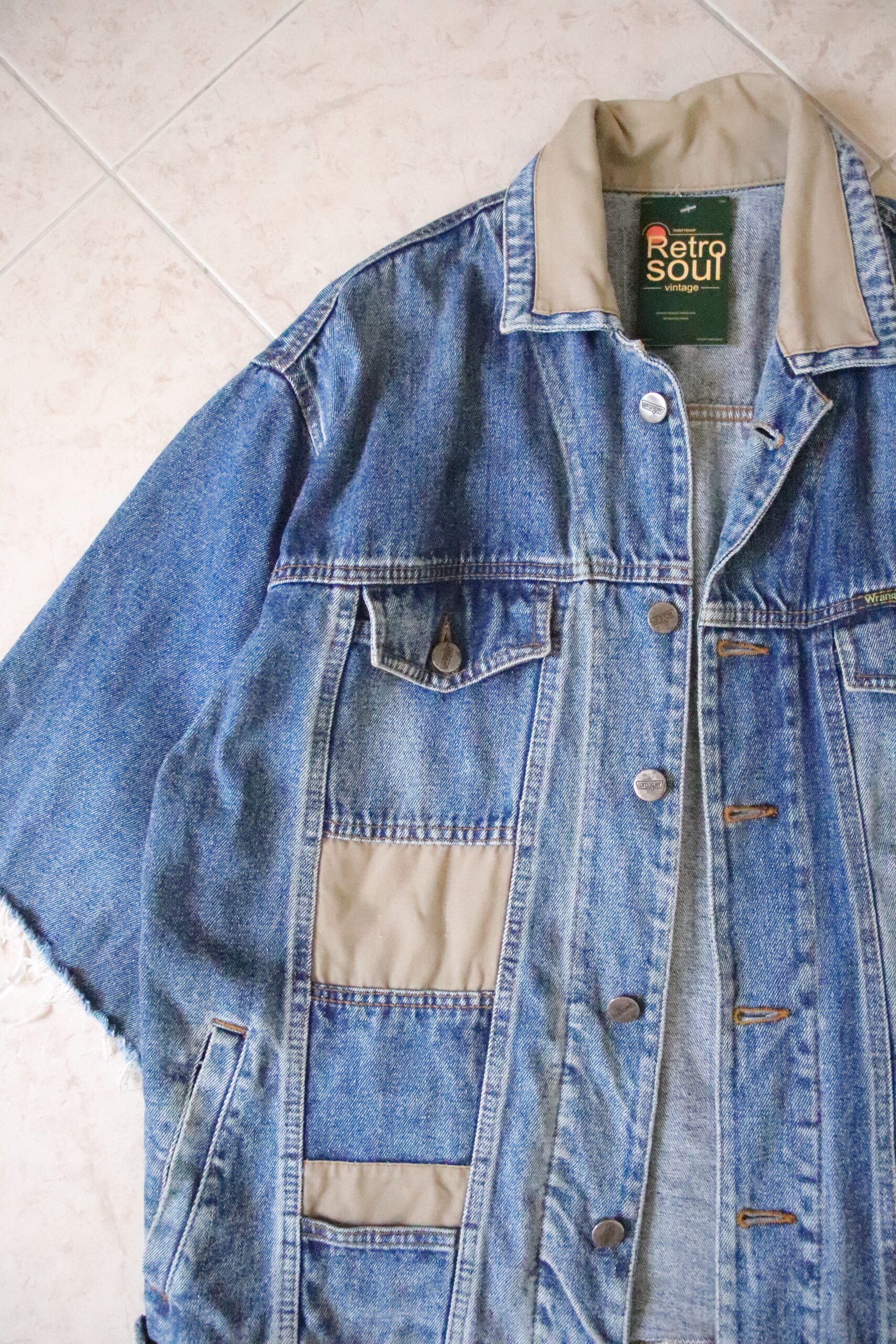 Chaqueta WRANGLER Manga Corta – Talla L