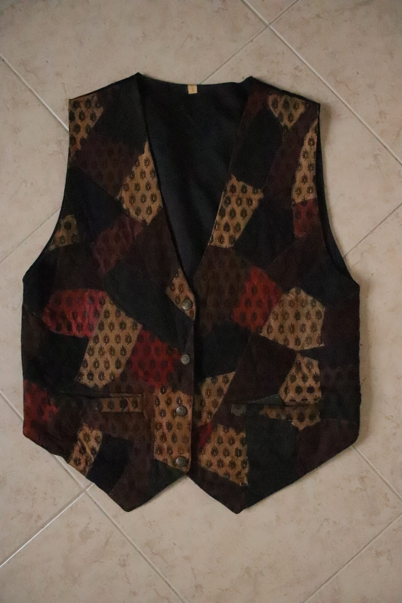 Chaleco Cuero Parches – Talla S