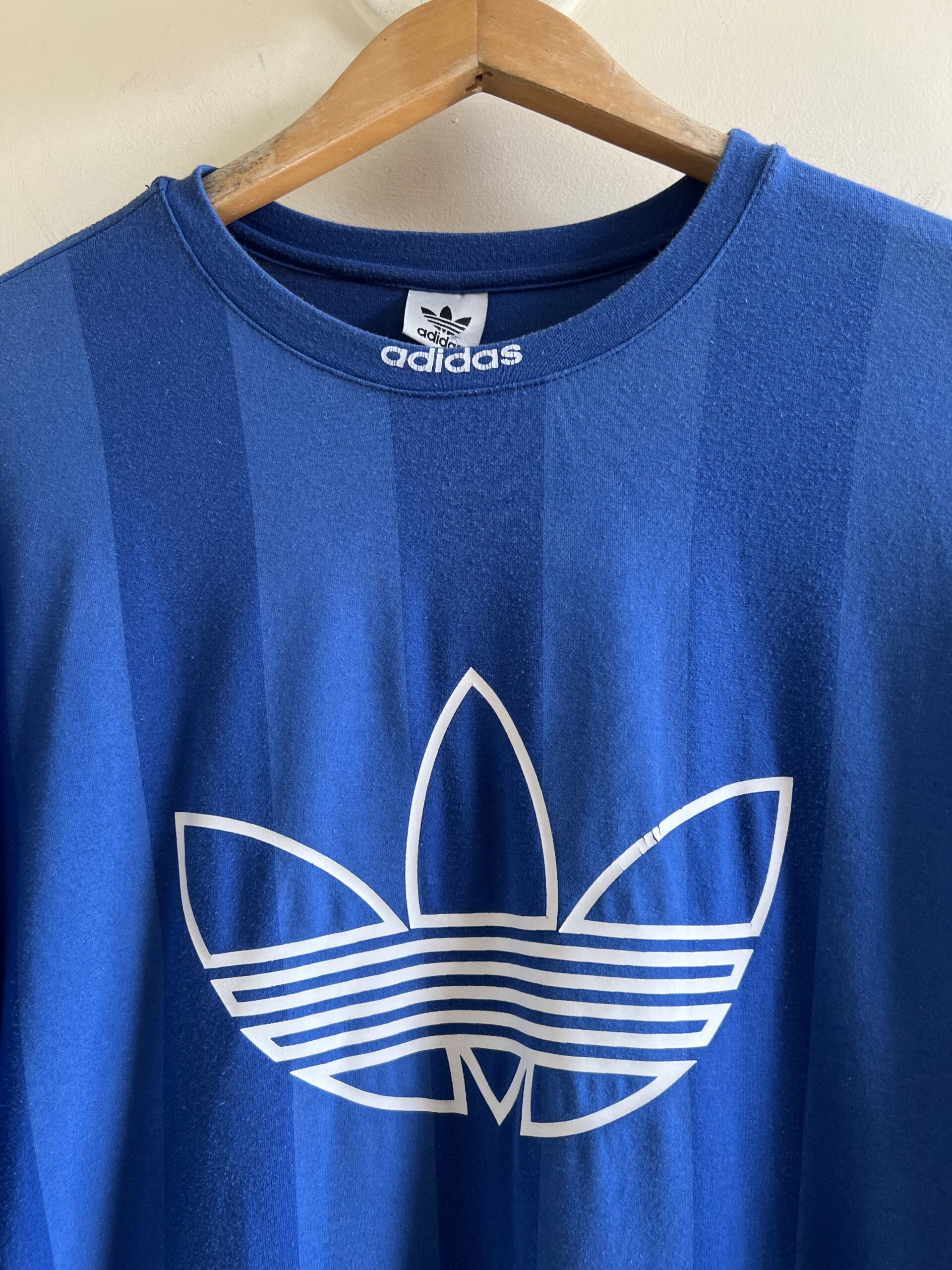 Camiseta ADIDAS – Talla L