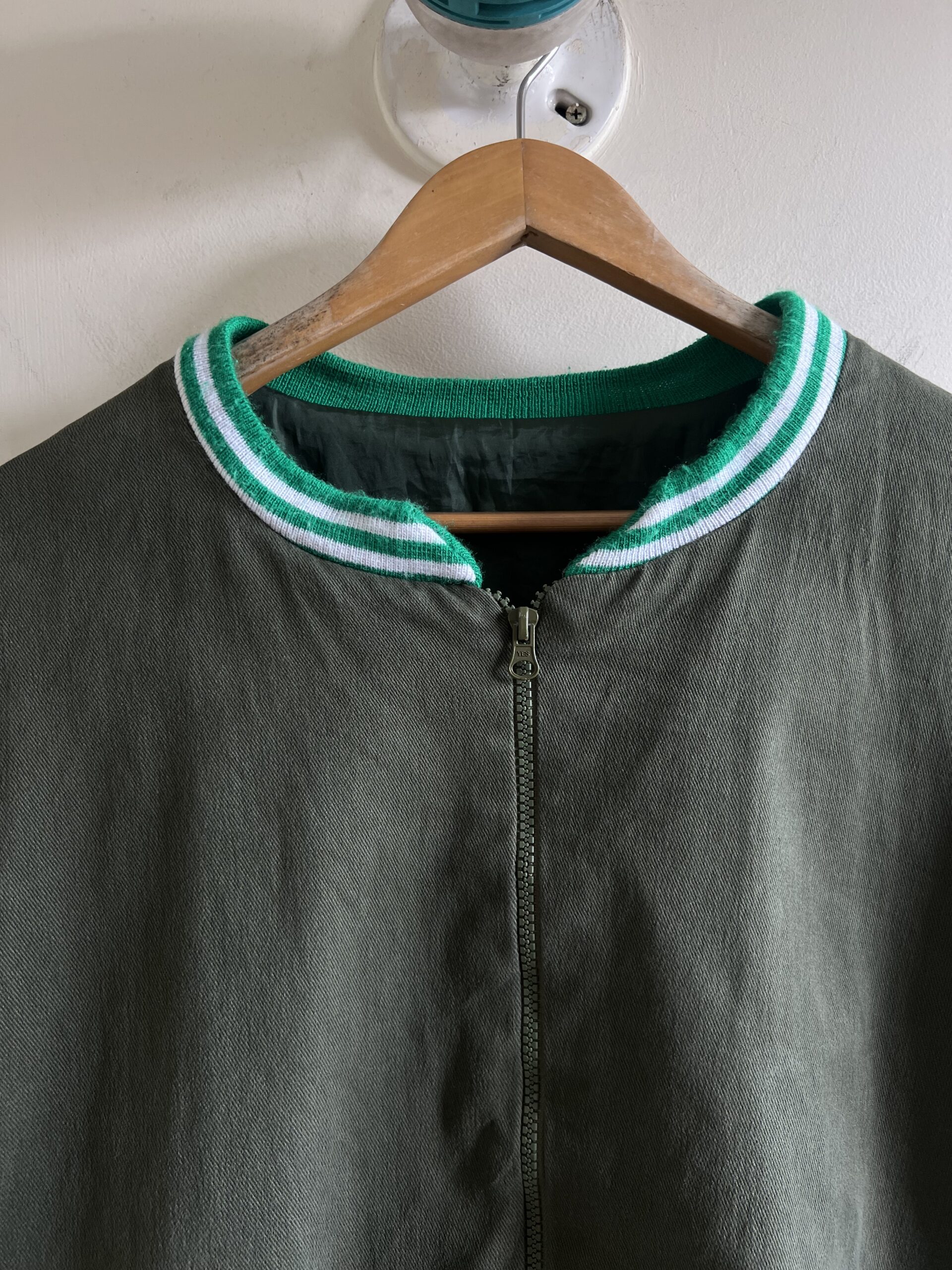 Chaqueta Lineas Verdes – Talla XL